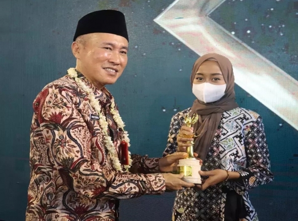 TETAP BERKONTRIBUSI WALAUPUN SUDAH JADI ALUMNI