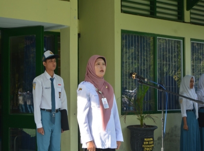 IBU ENDAH LAMI BERTINDAK SEBAGAI PEMBINA UPACARA (5/2/2024)