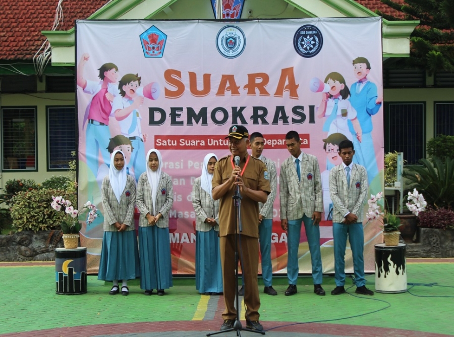 PENYAMPAIAN VISI MISI CALON KETUA DAN WAKIL KETUA OSIS SMANESKA