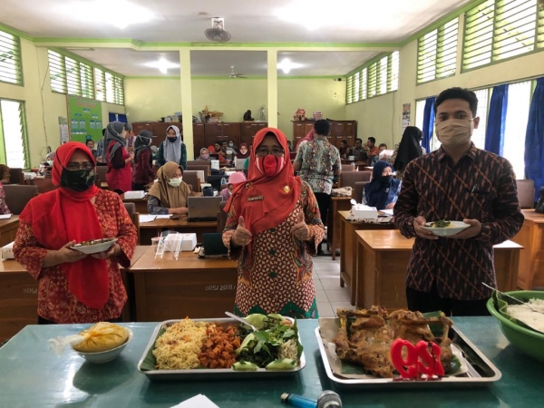 Doa Bersama & Potong Tumpeng “Tasyakuran Ulang Tahun KE-29"