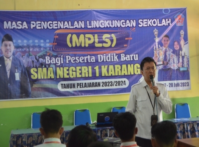 PEMAPARAN MATERI MPLS SMAN 1 KARANGAN YANG DIISI OLEH BNN