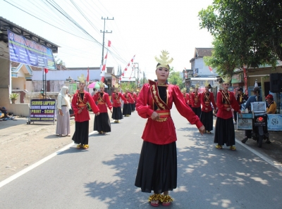 PERFORM SMAN 1 KARANGAN ADAT NIAS PADA KARNAVAL 2025