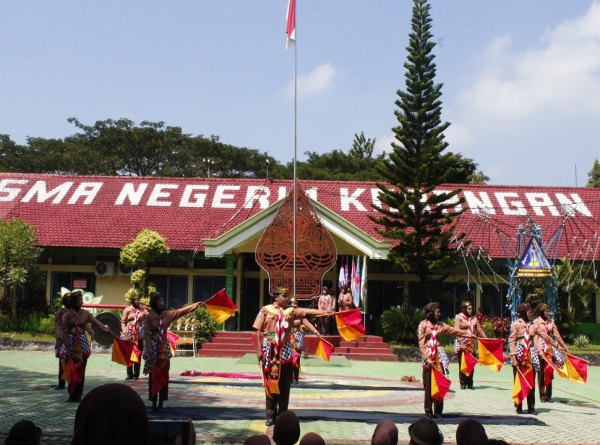 SCD #3 TAHUN 2026 DEWAMADIEN SMANESKA RESMI DIGELAR