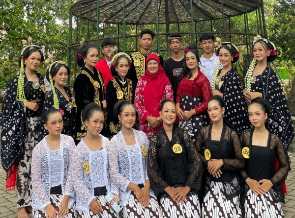 TAMPILAN MERIAH UJIAN PRAKTEK KELAS XI H SMAN 1 KARANGAN