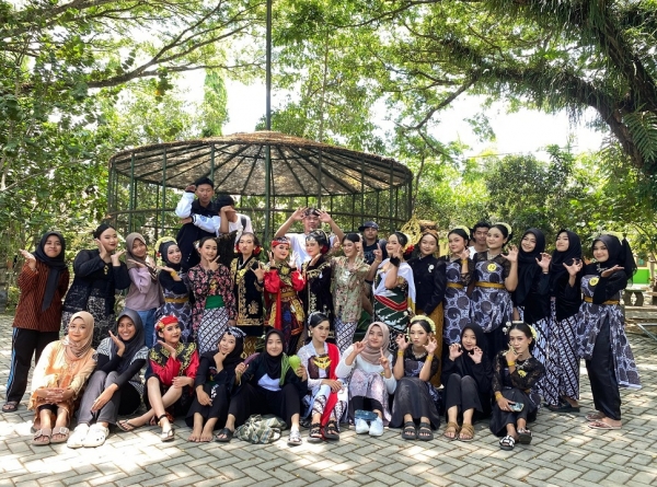 UJIAN PRAKTEK BAHASA JAWA (XI-D) SMAN 1 KARANGAN BERJALAN LANCAR
