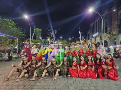 PPST NGESTI LARAS BUDAYA SMAN 1 KARANGAN MERIAHKAN HANI