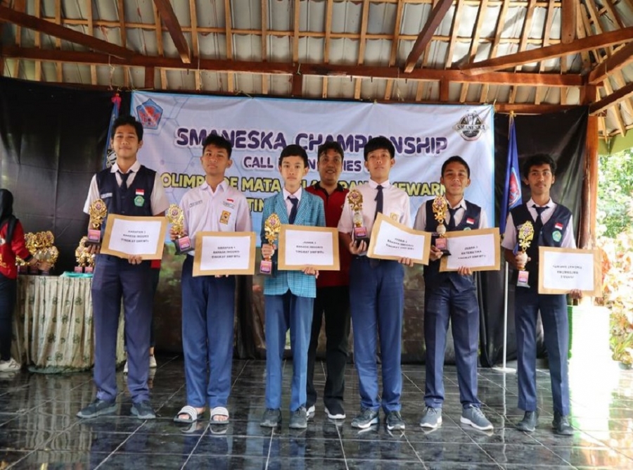 JUARA OLIMPIADE SC#2 TINGKAT SMP/MTS OLEH SMAN 1 KARANGAN