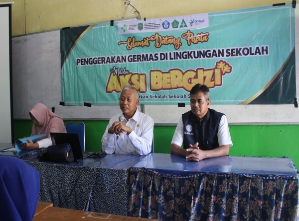 SMANESKA GELAR SOSIALISASI AKSI BERGIZI BERSAMA DINKES T-GALEK