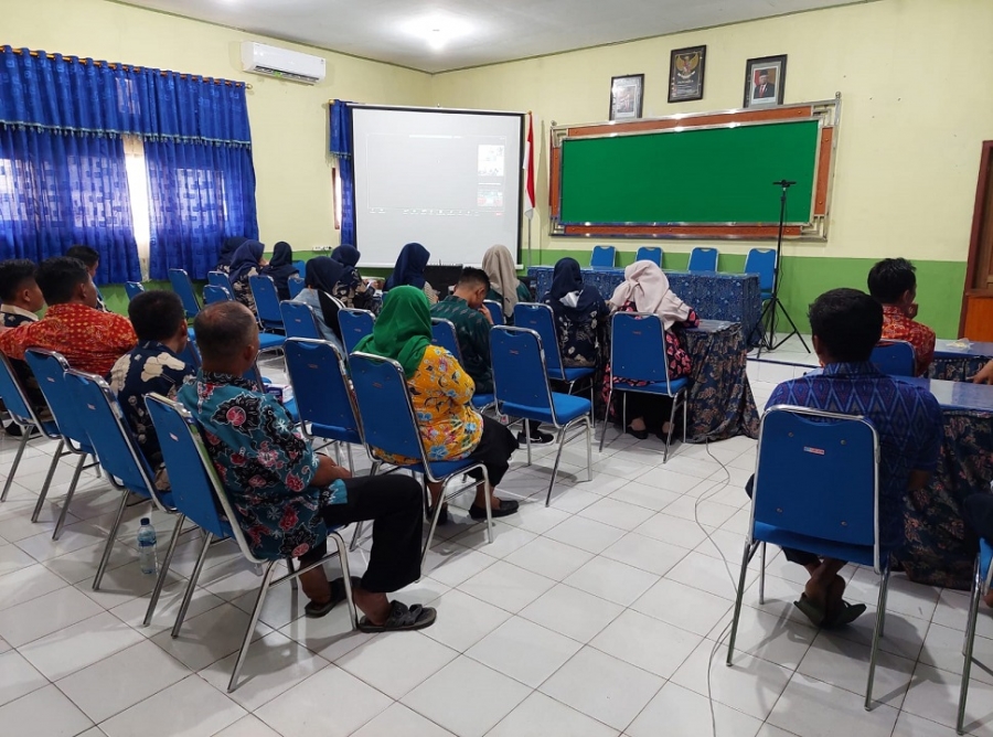 SMANESKA IKUTI ZOOM BERSAMA PEMBERIAN NOMOR INDUK GTT DAN PTT