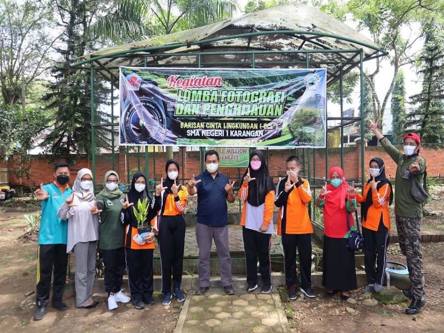 Lomba Fotografi &amp; Penghijauan di lingkungan SMAN 1 KARANGAN