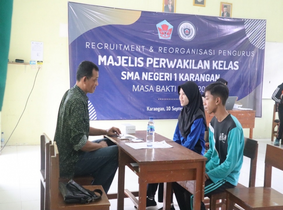 MAJELIS PERWAKILAN KELAS SMAN 1 KARANGAN ADAKAN SELEKSI
