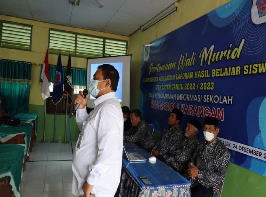 PERTEMUAN WALI MURID KELAS XI &amp; PENGAMBILAN RAPORT SMT GANJIL