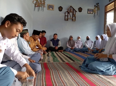 BAPAK/IBU GURU KEMBALI TAKZIAH KE RUMAH DUKA DIHARI KE 6
