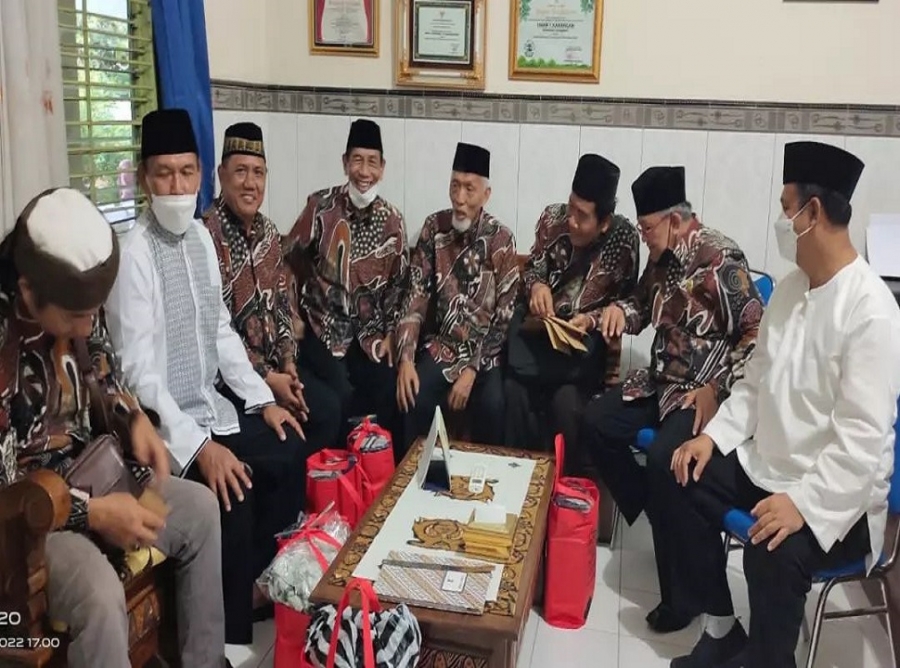 RAPAT PENGURUS KOMITE SEKOLAH YANG DILANJUTKAN DENGAN BERBAGAI KEGIATAN LAINNYA