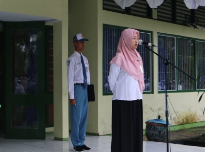 INILAH AMANAT IBU ZENIA KIRANA PUTRI, S.PD.I PEMBINA UPACARA