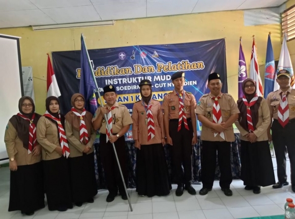 AMBALAN DEWAMADIEN GELAR PELATIHAN INSTRUKTUR MUDA