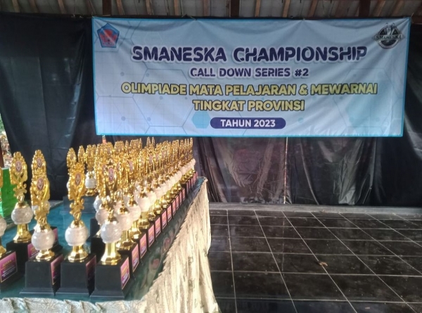 SMANESKA GELAR LOMA MEWARNAI MOM &amp; KIDS TINGKAT TK - SD