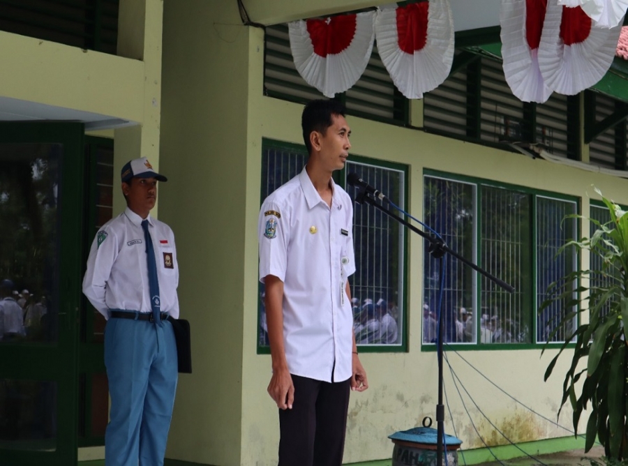 AMANAT BAPAK FERI SELAKU PEMBINA UPACARA BENDERA 30/01/2023
