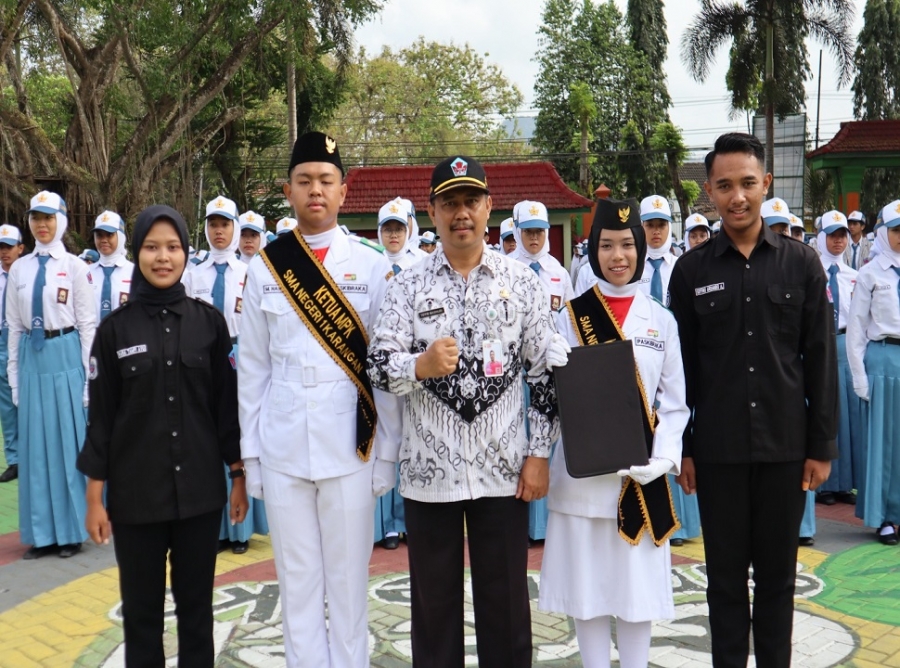 PELANTIKAN PENGURUS MPK DAN OSIS SMAN 1 KARANGAN