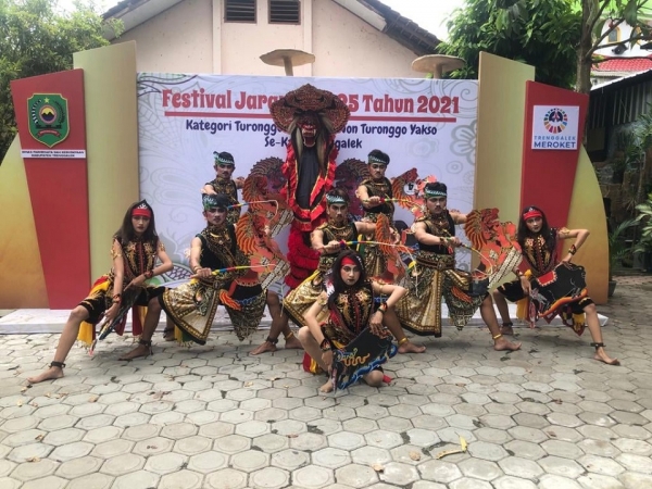 SMAN 1 KARANGAN RAIH "5 PENYAJI TERBAIK" PADA "FESTIVAL JARANAN TRENGGALEK KE-25 TAHUN 2021 KATEGORI JARANAN TURONGGO YAKSO