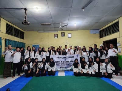 KADER ADIWIYATA SMANESKA GELAR PENGUKUHAN PENGURUS BARU