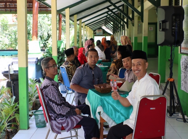 SMANESKA GELAR OPEN HOUSE HARI RAYA IDUL FITRI 1445 H / 2024 M