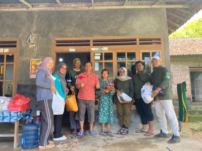 BAKTI SOSIAL BARISAN CINTA LINGKUNGAN SMANESKA 2022