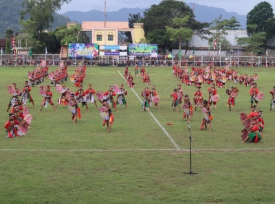 20 PENARI SMANESKA IKUT MERIAHKAN PEMBUKAAN LIGA SANTRI