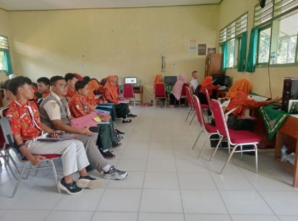 PELAYANAN &amp; PEMBIMBINGAN PPDB TAHAP 2 SMANESKA 2024